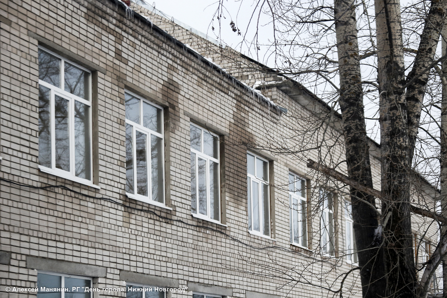 Департамент строительства мэрии проверит состояние кровель образовательных учреждений Нижнего Новгорода - фото 1
