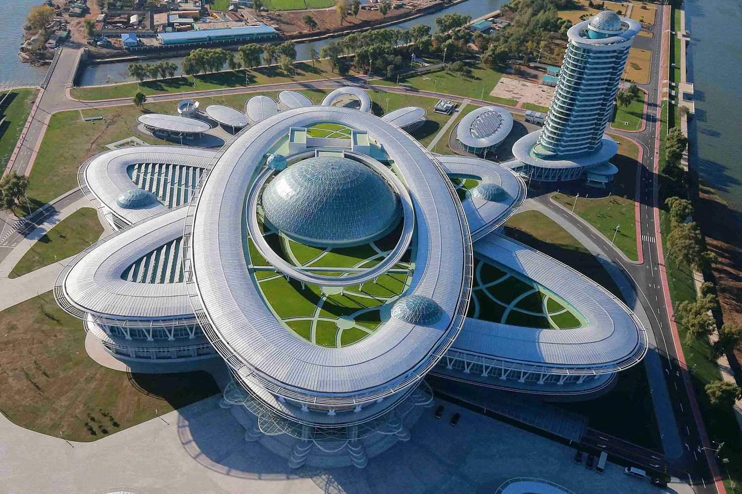 Многофункциональный научно-технический комплекс в Пхеньяне - фото 1